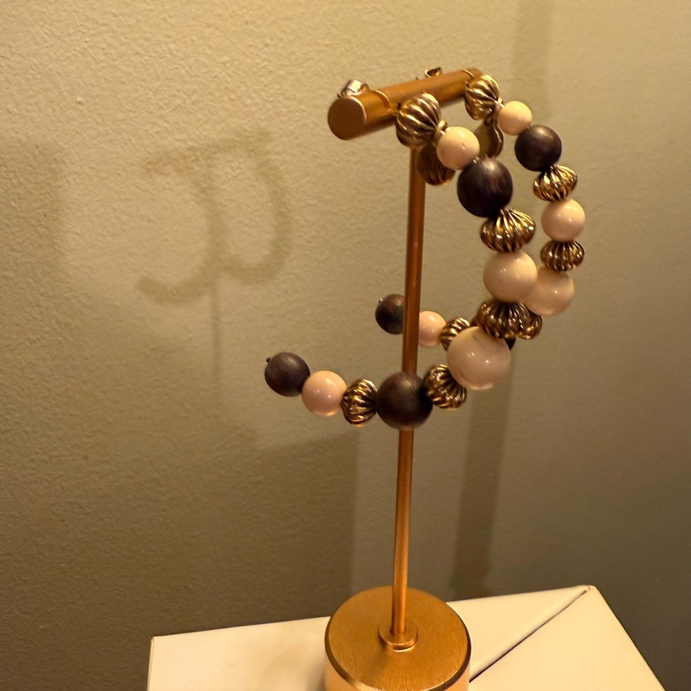 Vintage Y2K Milly Gold/Brown/Cream Dangle Earrings with Beaded Design MSRP $178 - Picture 4 of 7